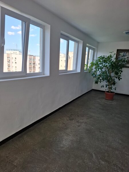 Drumul Taberei Favorit metrou Mall, Afi Cotroceni